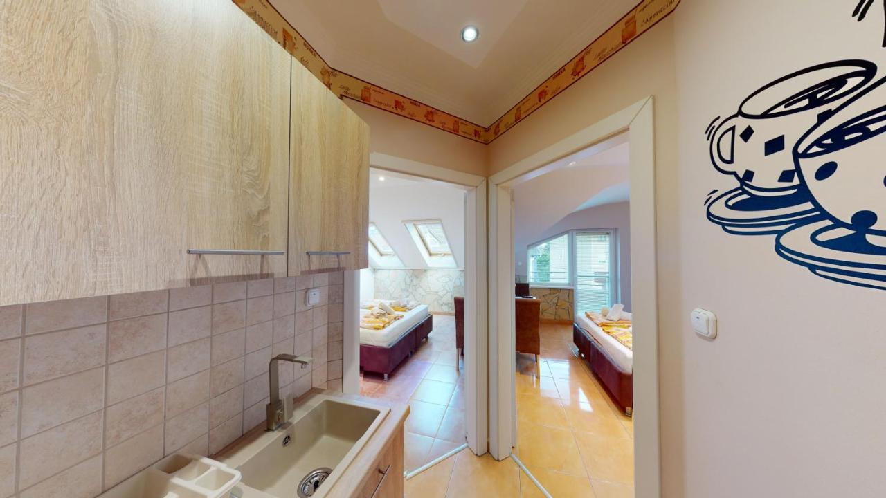 Cristian Apartman Hajduszoboszlo Exterior photo